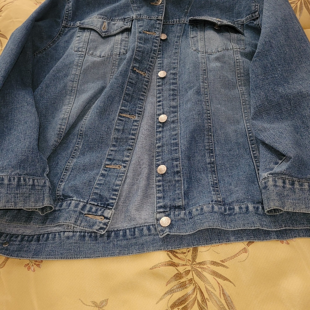 Jean Jacket - Picture 4 of 4